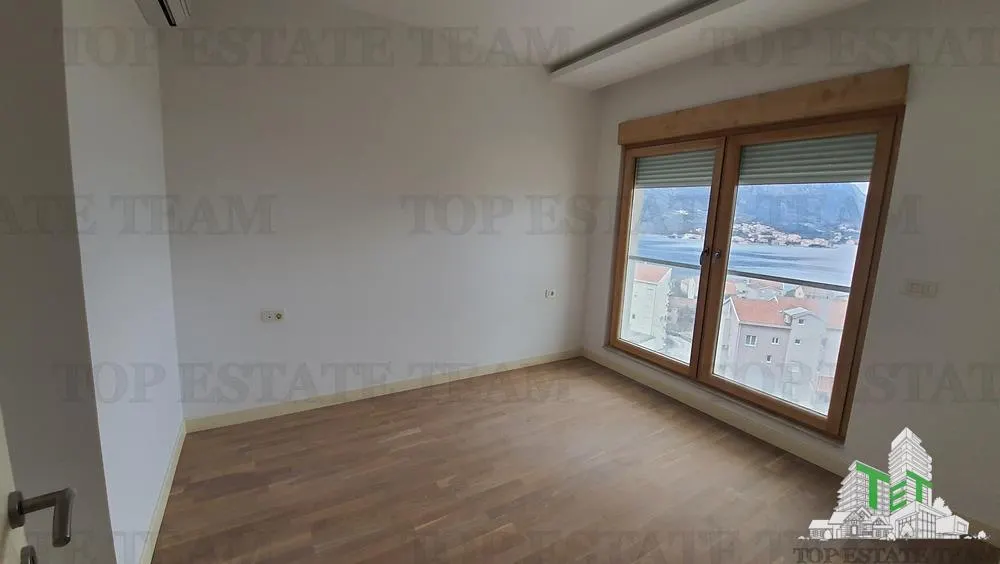 Apartament de vanzare in Kotor Muntenegru - foto 3