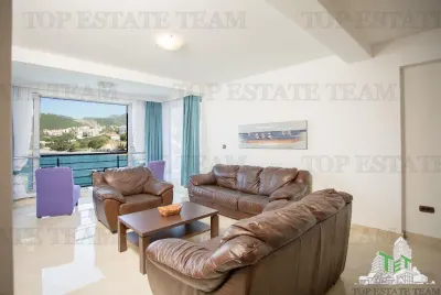 Apartamento en Venta en Budva, Montenegro - foto 2