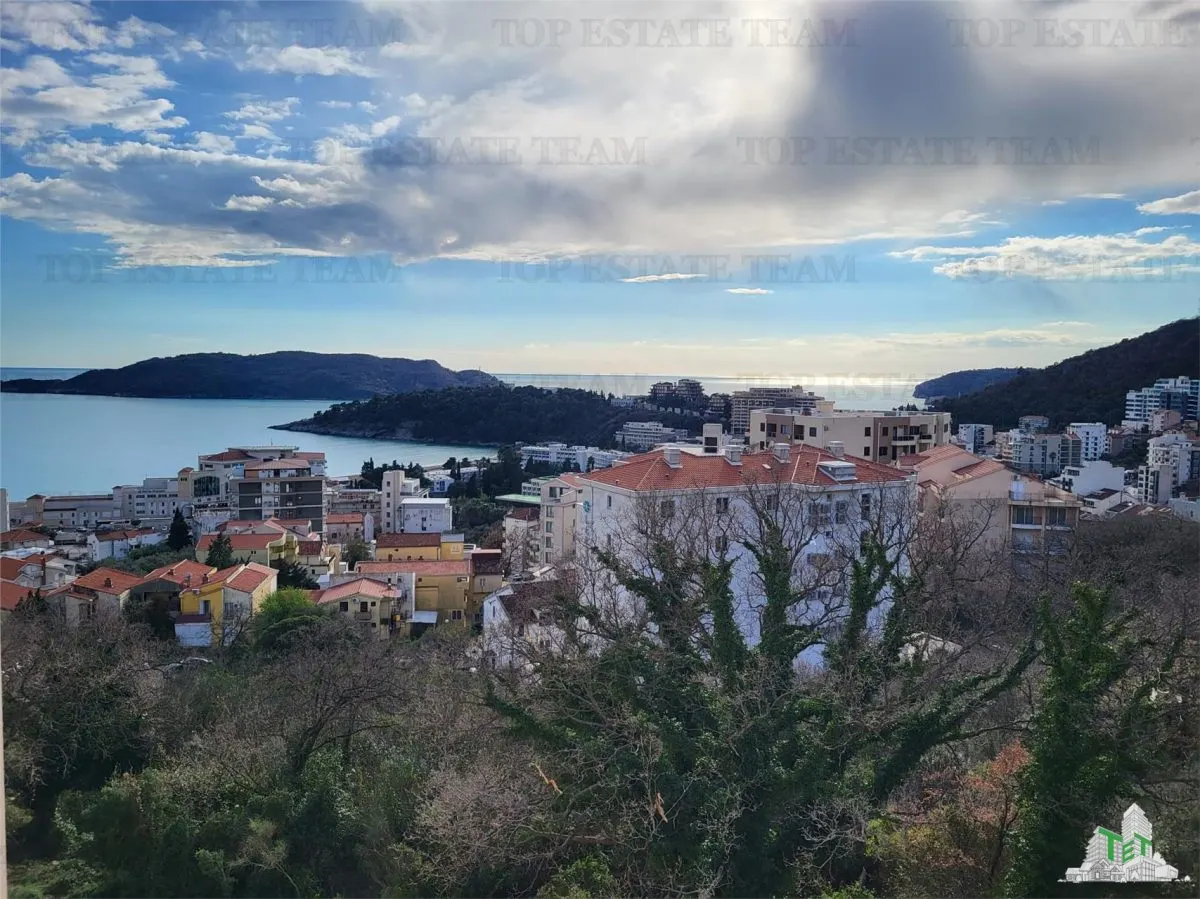 Apartamento en Venta en Budva, Montenegro - foto 15