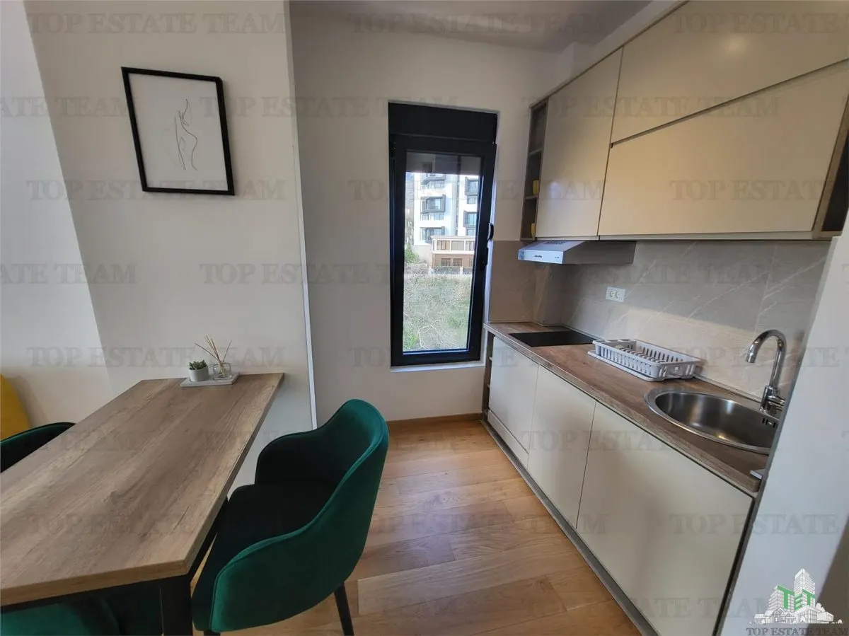 Apartamento en Venta en Budva, Montenegro - foto 7