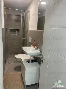 Apartamento en Venta en Herceg-Novi, Montenegro - foto 9