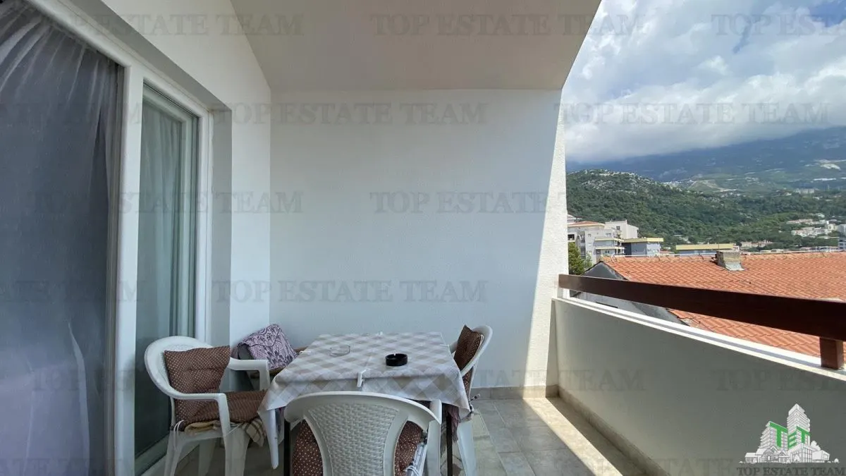 Apartamento en Venta en Budva, Montenegro - foto 2