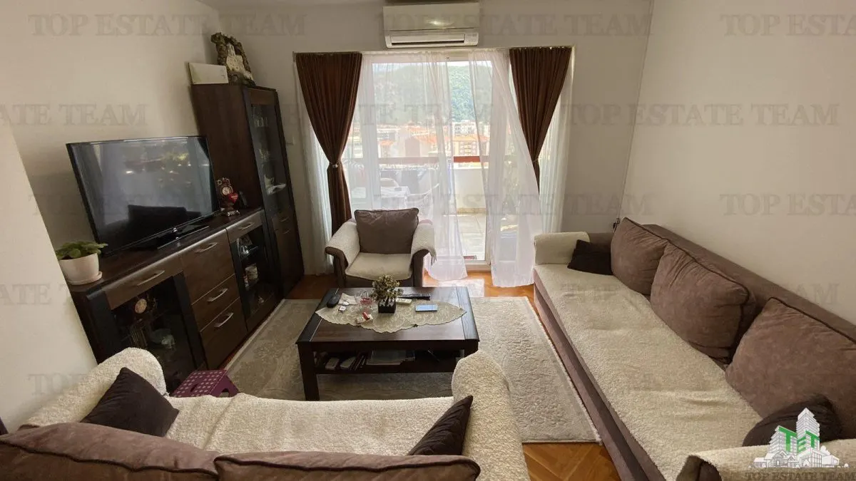 Apartamento en Venta en Budva, Montenegro - foto 3