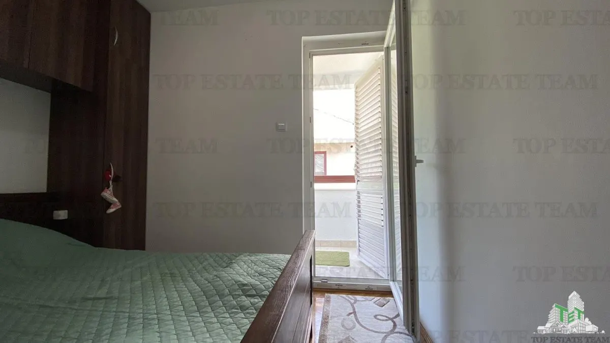 Apartamento en Venta en Budva, Montenegro - foto 8