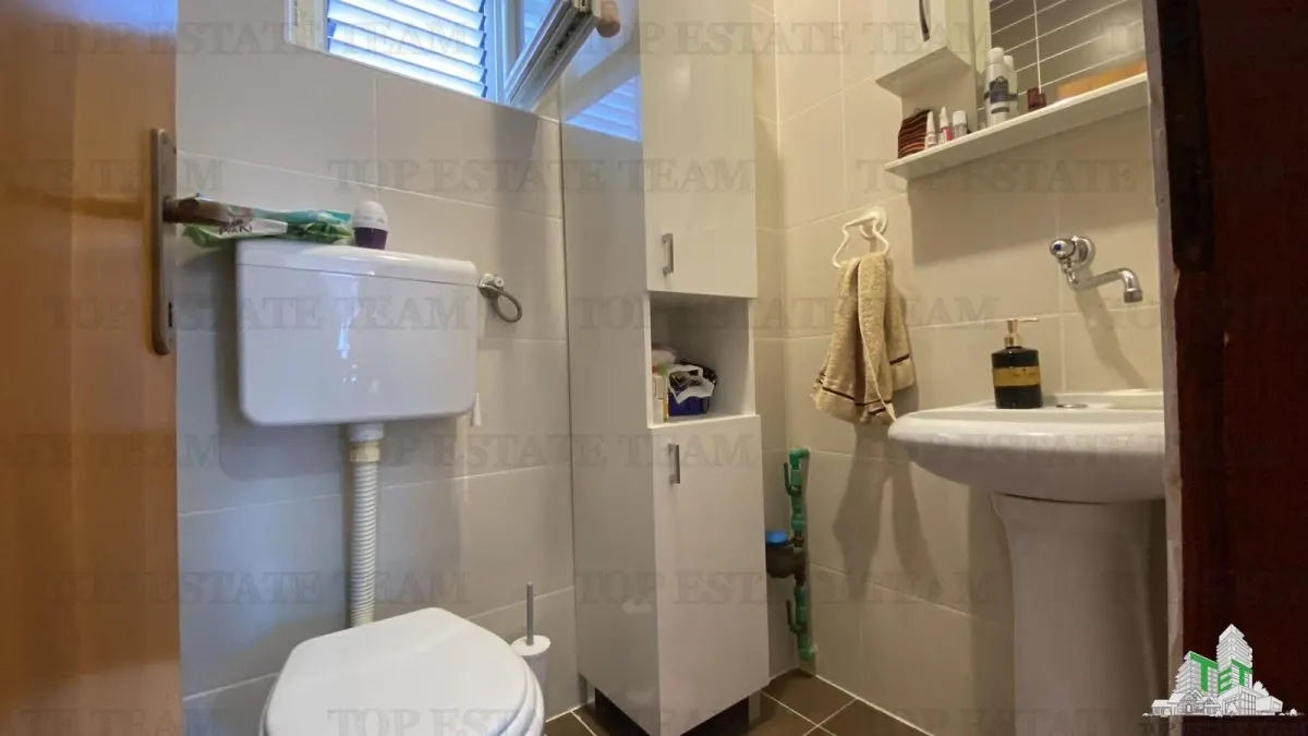 Apartamento en Venta en Budva, Montenegro - foto 10