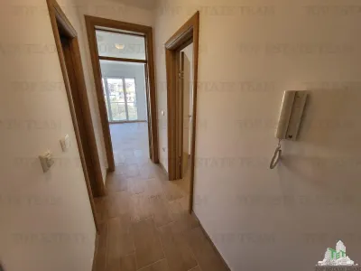 Apartment for Sale in Bar, Montenegro - foto 4