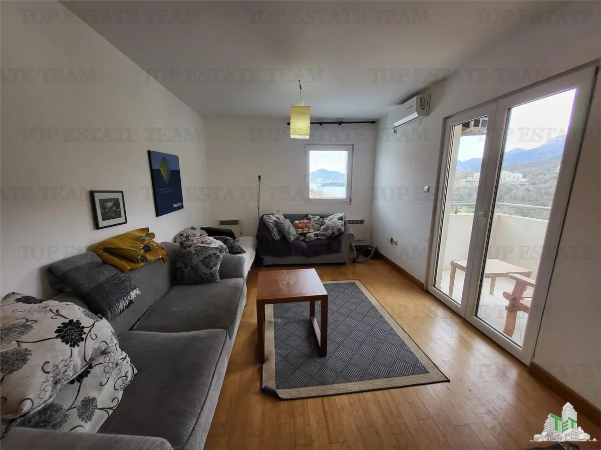 Apartamento en Venta en Budva, Montenegro - foto 2