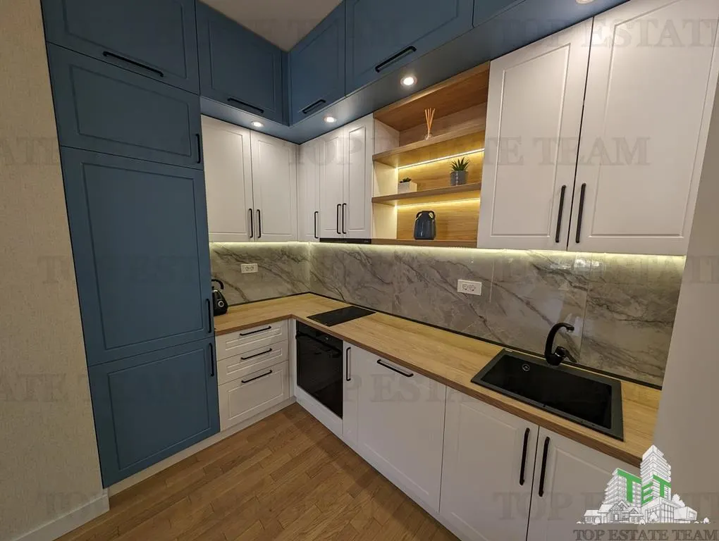 Apartamento en Venta en Budva, Montenegro - foto 4