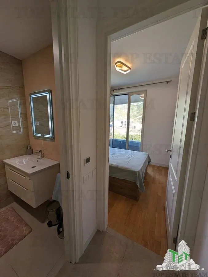 Apartamento en Venta en Budva, Montenegro - foto 7