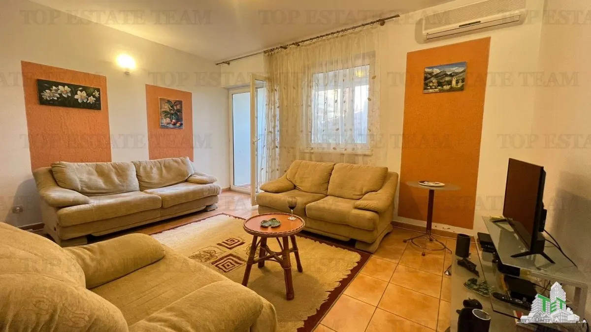 Apartamento en Venta en Budva, Montenegro - foto 1