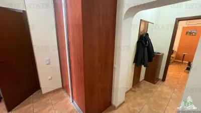 Apartamento en Venta en Budva, Montenegro - foto 8