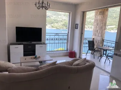 Apartament de vanzare in Tivat Muntenegru - Lepetane