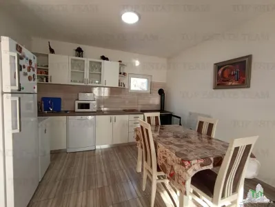 Casa de vanzare in Herceg-Novi Muntenegru - foto 3