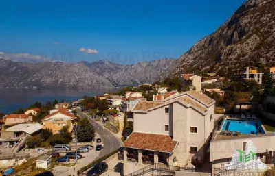 Vila de vanzare in Kotor Muntenegru - foto 2