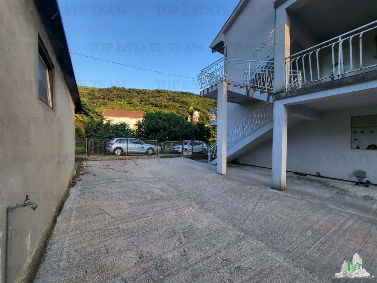 Casa de vanzare in Herceg-Novi Muntenegru - foto 12
