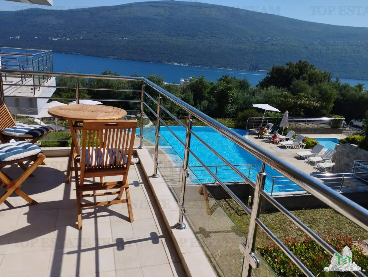 Apartament de vanzare in Herceg-Novi Muntenegru - foto 1