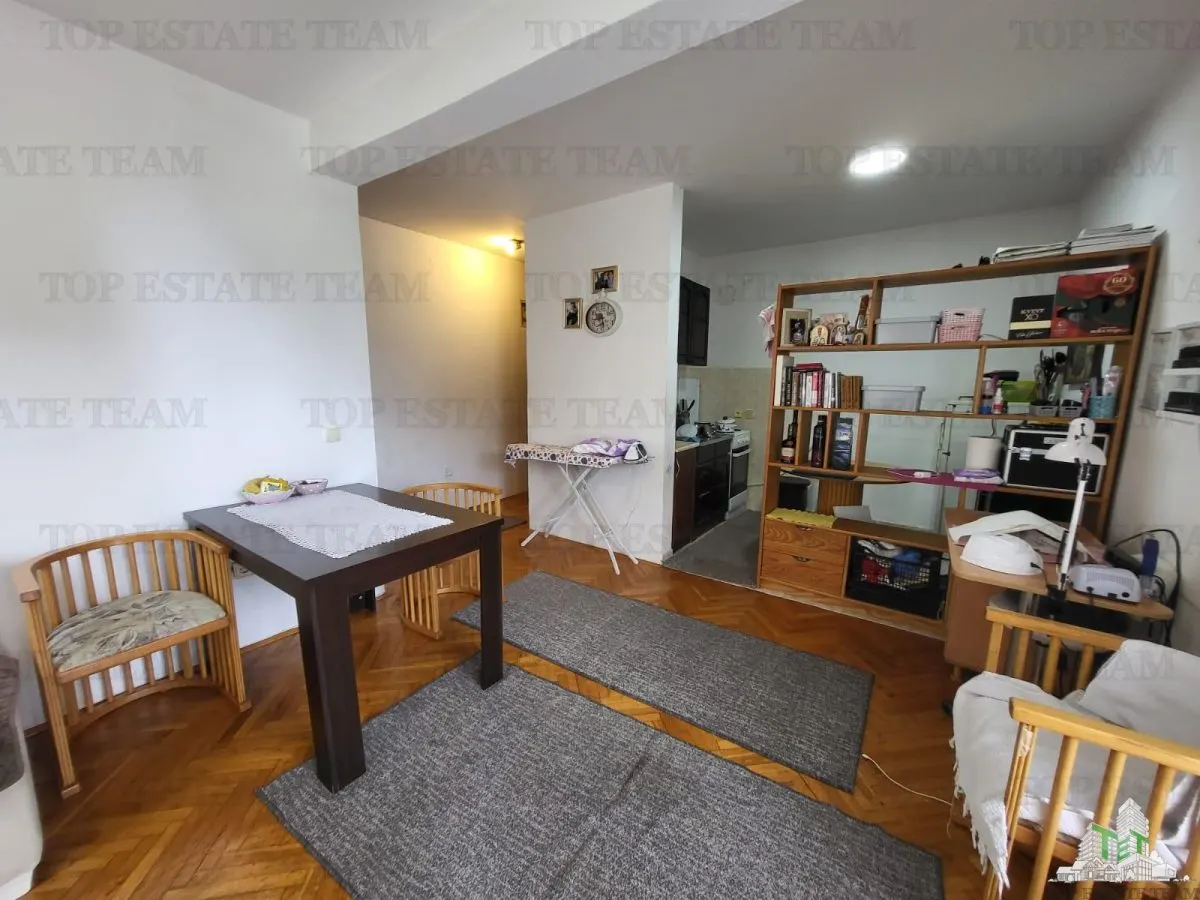 Apartamento en Venta en Budva, Montenegro - foto 3