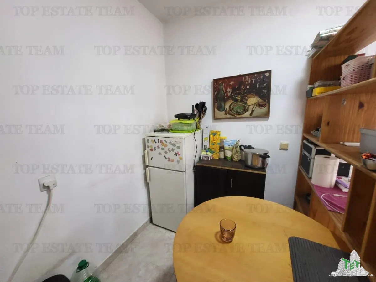 Apartamento en Venta en Budva, Montenegro - foto 7