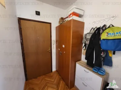 Apartamento en Venta en Budva, Montenegro - foto 8
