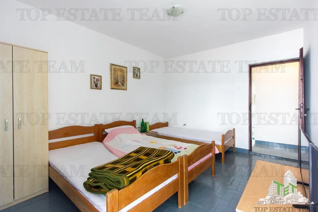 Villa en Venta en Tivat, Montenegro - foto 5
