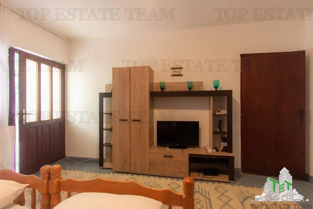 Villa en Venta en Tivat, Montenegro - foto 10