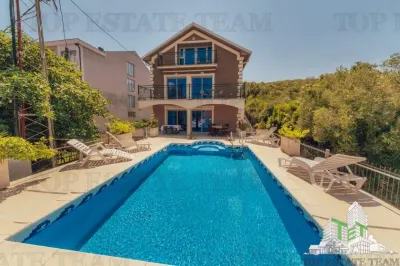 Casa de vanzare in Tivat Muntenegru - foto 3