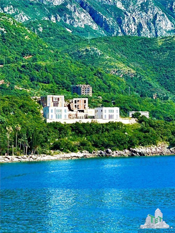 Vila de vanzare in Budva Muntenegru - Kamenovo