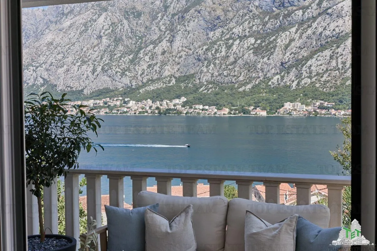Vila de vanzare in Kotor Muntenegru - foto 21