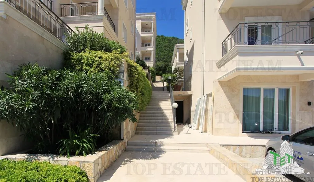 Apartament de vanzare in Herceg-Novi Muntenegru - foto 4