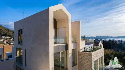 Apartament de vanzare in Tivat Muntenegru - foto 6