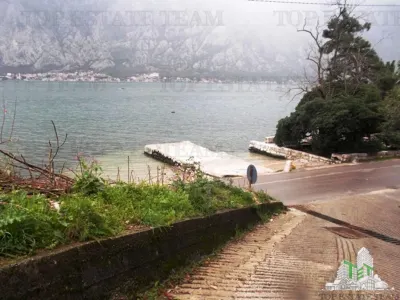 Villa en Venta en Kotor, Montenegro - foto 5