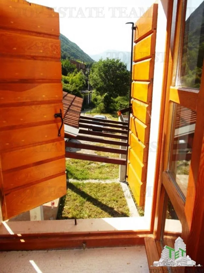 Villa en Venta en Kotor, Montenegro - foto 8