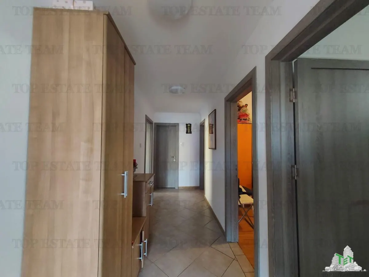 Villa for Sale in Kotor, Montenegro - foto 10