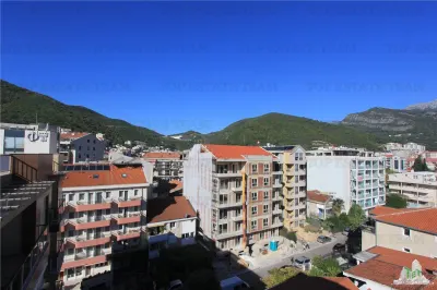 Apartamento en Venta en Budva, Montenegro - foto 3