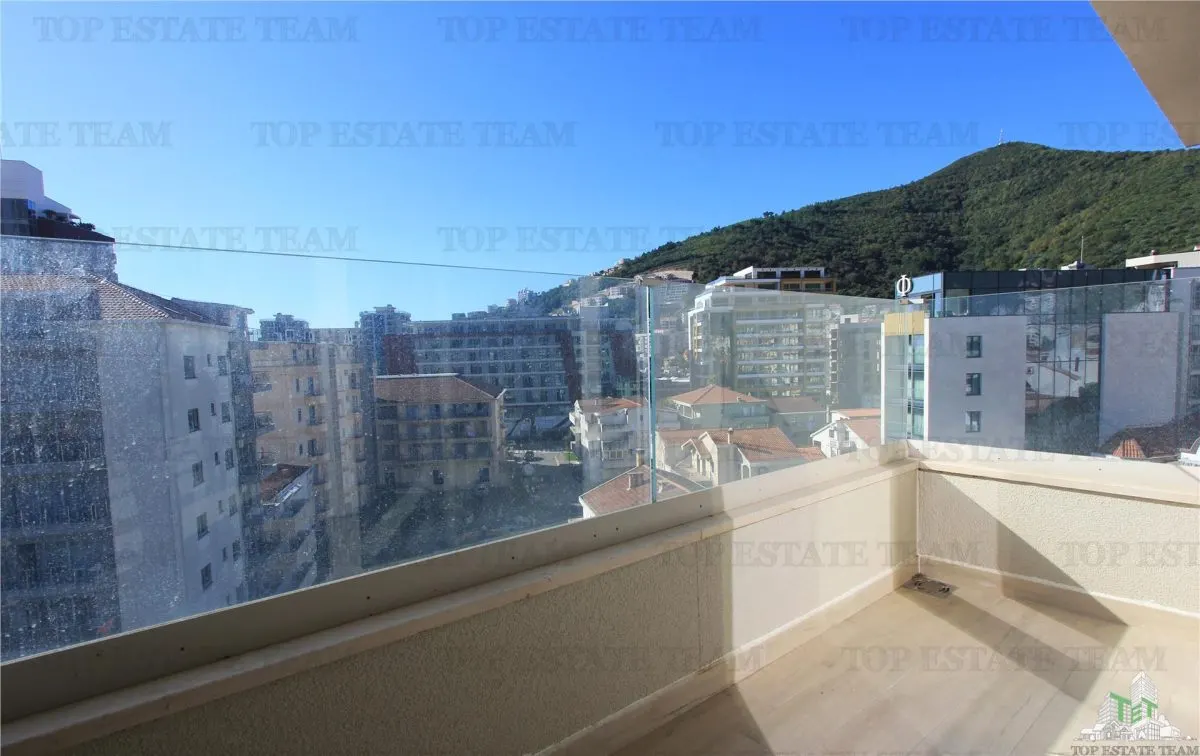 Apartamento en Venta en Budva, Montenegro - foto 5