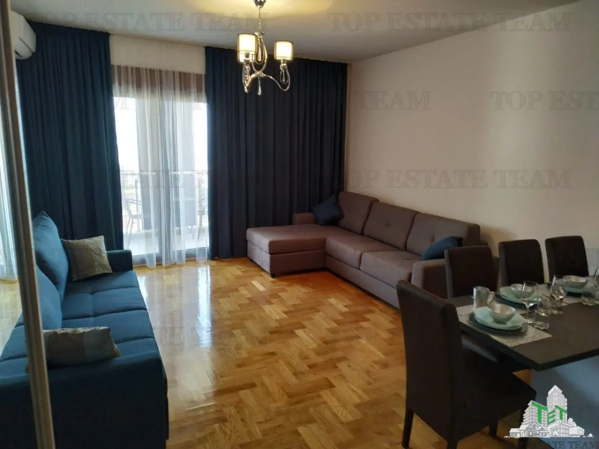 Apartamento en Venta en Budva, Montenegro - foto 1