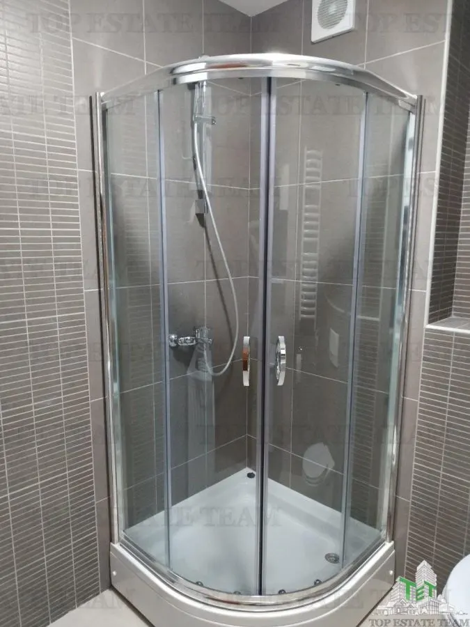 Apartamento en Venta en Budva, Montenegro - foto 4