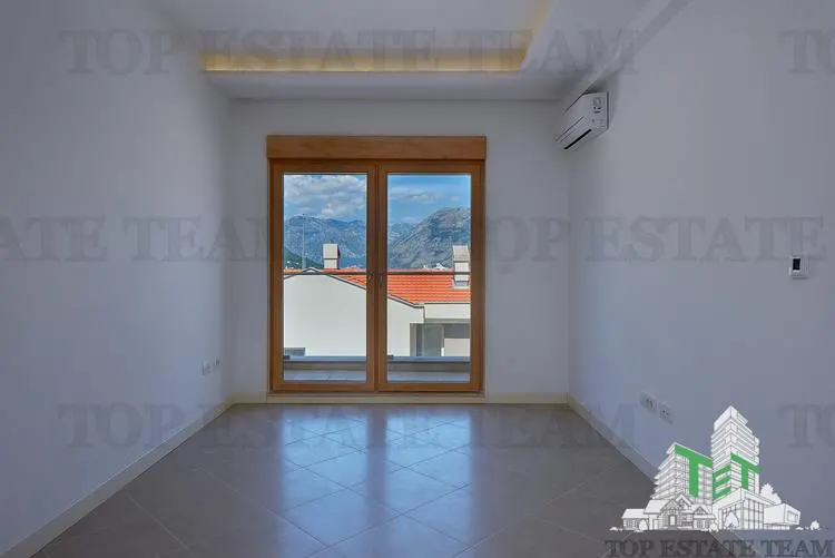 Apartamento en Venta en Kotor, Montenegro - foto 10