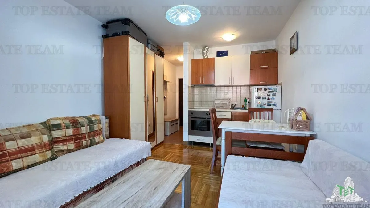 Apartment for Sale in Budva, Montenegro - foto 1