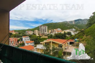 Apartment for Sale in Budva, Montenegro - foto 11