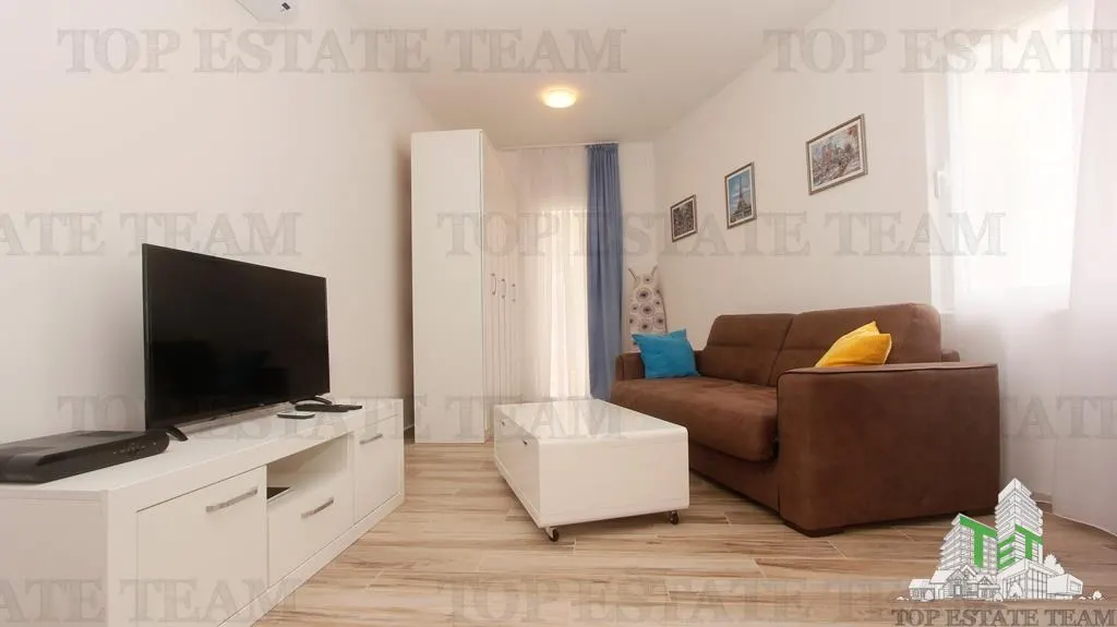 Apartamento en Venta en Budva, Montenegro - foto 1