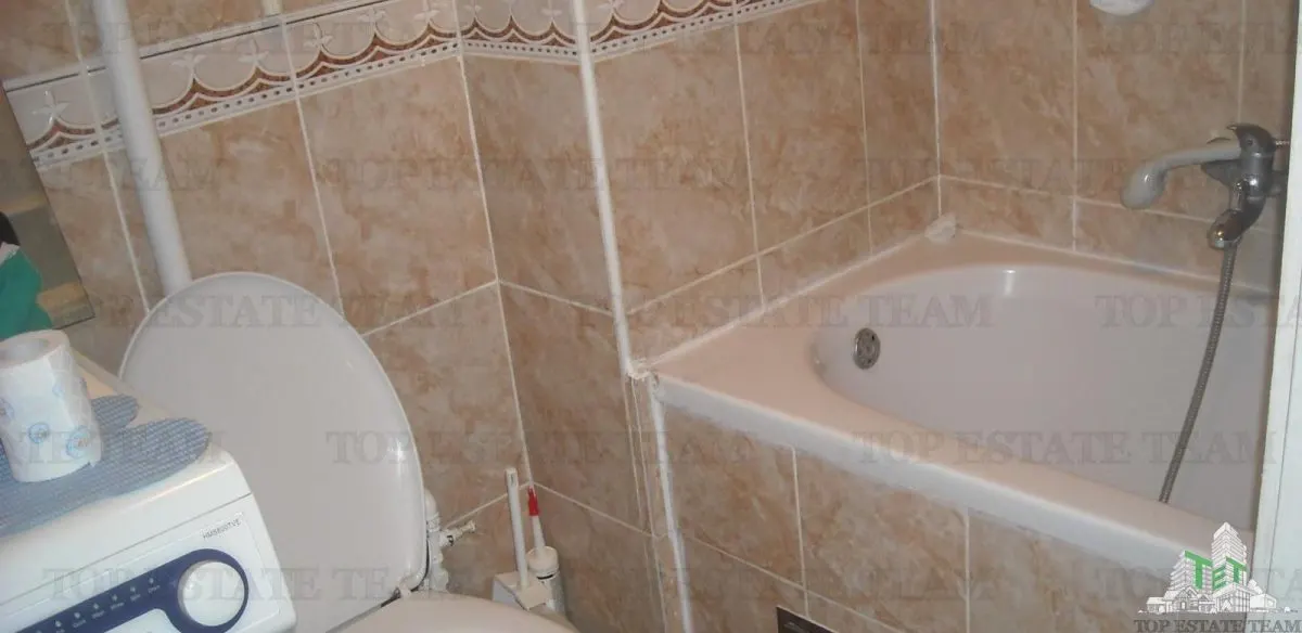 Apartamento en Venta en Herceg-Novi, Montenegro - foto 4