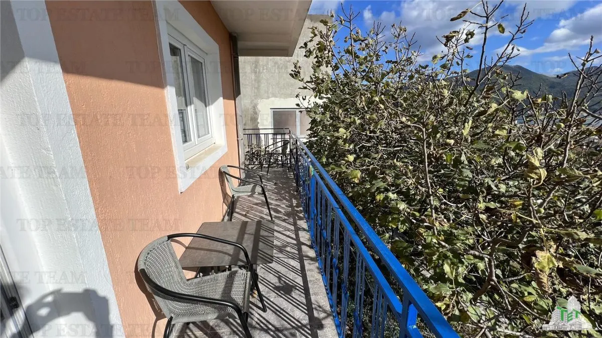 Apartment for Sale in Herceg-Novi, Montenegro - foto 11