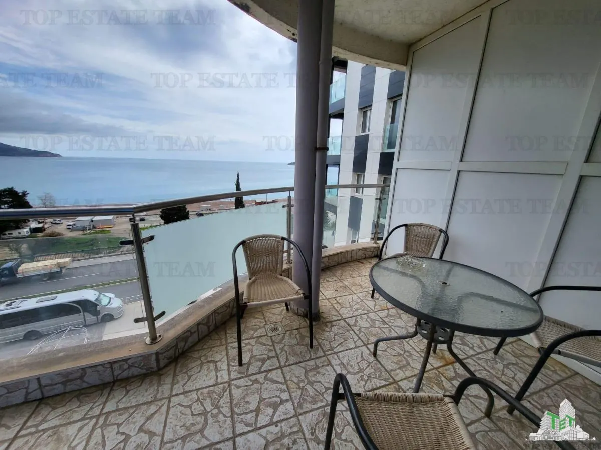 Apartment for Sale in Budva, Montenegro - foto 4
