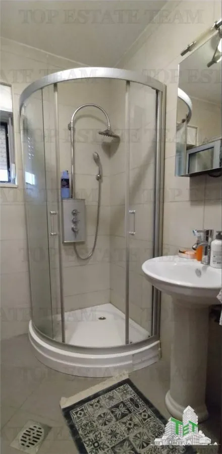 Apartment for Sale in Herceg-Novi, Montenegro - foto 5