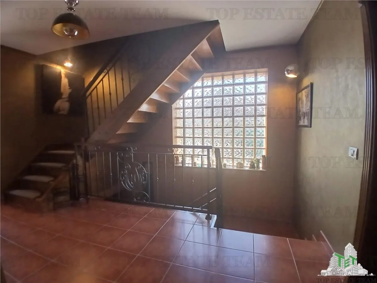 Elegant and Spacious Villa with Private Garden 500 sqm, Popesti Leordeni - foto 8