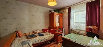 Appartement trois pièces avec distribution séparée Otopeni, 81 m² - foto 2