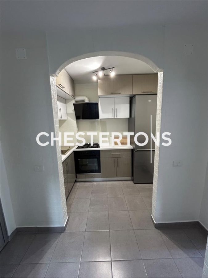 Apartment with 2 bedrooms for sale 35 sqm in Olimp, Central area - foto 9