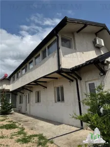 10-Bedroom Villa/Guesthouse, 23 August – Exceptional Opportunity - foto 2