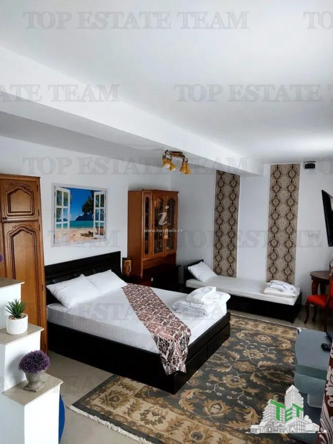 10-Bedroom Villa/Guesthouse, 23 August – Exceptional Opportunity - foto 12